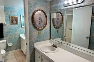 9531 Seagrape Dr, Davie, FL 33324 - Photo 4