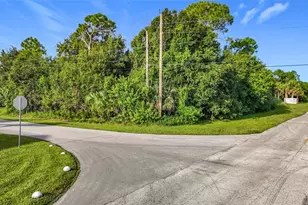 2192 SW Del Rio Blvd, Port Saint Lucie, FL 34953 - Photo 4