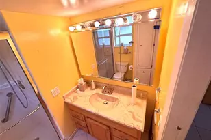 9261 Sunrise Lakes Blvd, Sunrise, FL 33322 - Photo 16