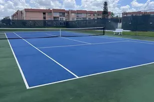 9261 Sunrise Lakes Blvd, Sunrise, FL 33322 - Photo 22