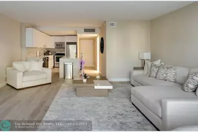 2301  Collins Ave, Unit #327, Miami Beach, FL 33139 - Photo 2