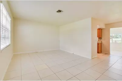 458 SE Galleon Lane, Port Saint Lucie, FL 34983 - Photo 2