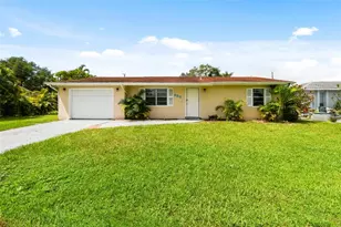 458 SE Galleon Ln, Port Saint Lucie, FL 34983 - Photo 1