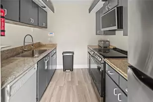 9104 SW 19th Pl, Davie, FL 33324 - Photo 22