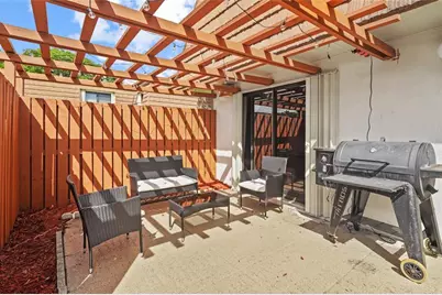 9104 SW 19th Pl, Unit #D, Davie, FL 33324 - Photo 6