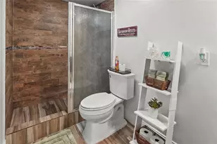 9104 SW 19th Pl, Davie, FL 33324 - Photo 42