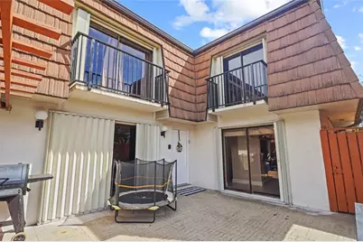 9104 SW 19th Pl, Unit #D, Davie, FL 33324 - Photo 8