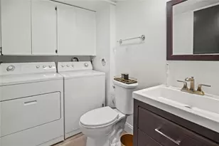 9104 SW 19th Pl, Davie, FL 33324 - Photo 24