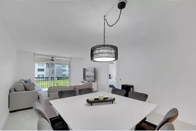 8911 S Hollybrook Blvd, Unit #201, Pembroke Pines, FL 33025 - Photo 10