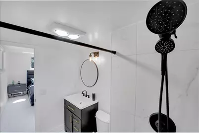 8911 S Hollybrook Blvd, Unit #201, Pembroke Pines, FL 33025 - Photo 18