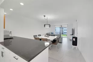 8911 S Hollybrook Blvd, Pembroke Pines, FL 33025 - Photo 1