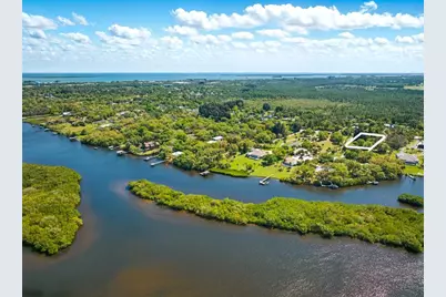 12405  Roseland Rd, Sebastian, FL 32958 - Photo 18