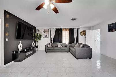 223 E Arbor Avenue, Port Saint Lucie, FL 34952 - Photo 1