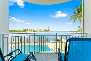 2508 Bay Dr, Pompano Beach, FL 33062 - Photo 10