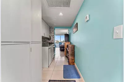 2508  Bay Dr, Unit #209, Pompano Beach, FL 33062 - Photo 6