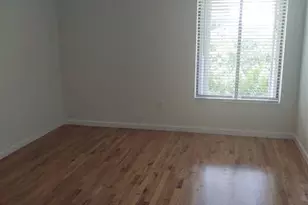 301 Club Cir, Boca Raton, FL 33487 - Photo 12