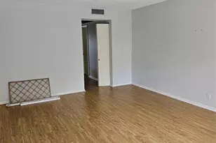 101 SW 132nd Way, Pembroke Pines, FL 33027 - Photo 4