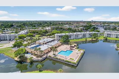 8100  Sunrise Lakes Blvd, Unit #303, Sunrise, FL 33322 - Photo 30