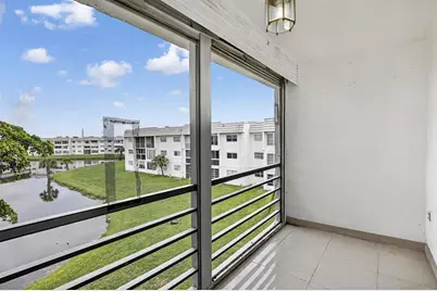 8100  Sunrise Lakes Blvd, Unit #303, Sunrise, FL 33322 - Photo 24