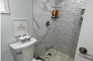 2350 NE 135th St, North Miami, FL 33181 - Photo 10