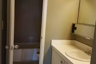 1400 St Charles Pl, Pembroke Pines, FL 33026 - Photo 12