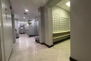 1400 St Charles Pl, Pembroke Pines, FL 33026 - Photo 20