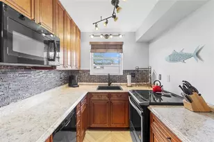 30 SE 13th St, Boca Raton, FL 33432 - Photo 6