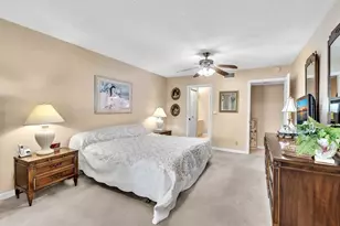 7449 Fairfax Dr, Tamarac, FL 33321 - Photo 26