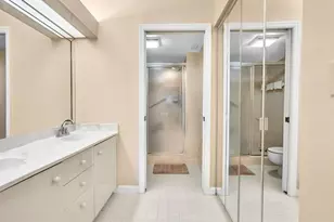 7449 Fairfax Dr, Tamarac, FL 33321 - Photo 30