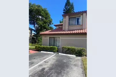 3539  Inverrary Blvd W, Lauderhill, FL 33319 - Photo 2