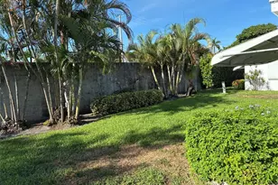 110 NW 24th Ct, Pompano Beach, FL 33064 - Photo 2