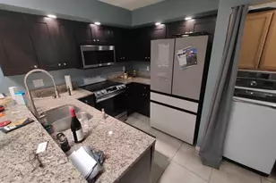 1818 Runners Way, North Lauderdale, FL 33068 - Photo 2