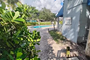 1818 Runners Way, North Lauderdale, FL 33068 - Photo 22