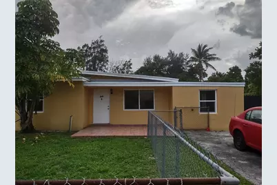 128  Miami Gardens Rd, West Park, FL 33023 - Photo 4