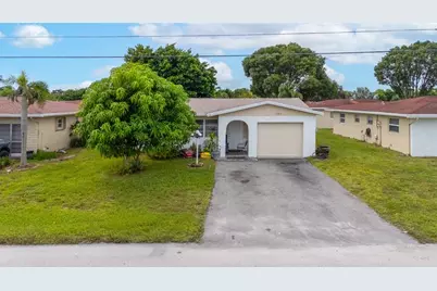 1060 NW 49th Ct, Deerfield Beach, FL 33064 - Photo 4