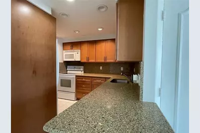 305 N Pompano Beach Blvd, Unit #1006, Pompano Beach, FL 33062 - Photo 4
