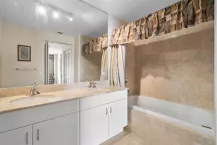 801 Brickell Key Blvd, Miami, FL 33131 - Photo 18