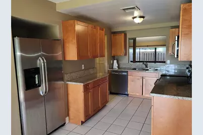 4192 SW 87th Ter, Davie, FL 33328 - Photo 14