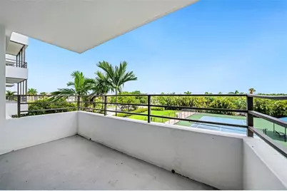 600  Three Islands Boulevard, Unit #301, Hallandale Beach, FL 33009 - Photo 18