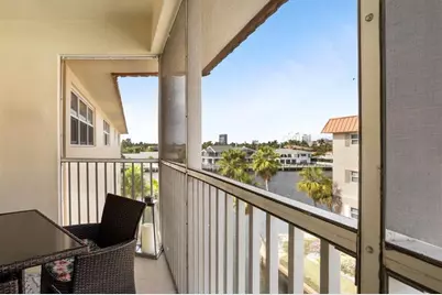 2097 S Ocean Dr, Unit #403, Hallandale Beach, FL 33009 - Photo 6