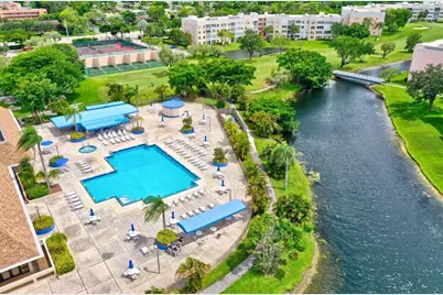 9660  Sunrise Lakes Blvd, Unit #306, Sunrise, FL 33322 - Photo 34