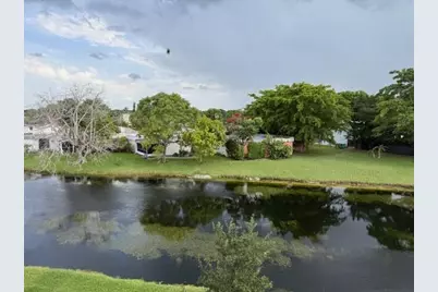 9660  Sunrise Lakes Blvd, Unit #306, Sunrise, FL 33322 - Photo 8