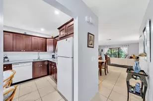 9278 Vista Del Lago F Unit, Boca Raton, FL 33428 - Photo 8