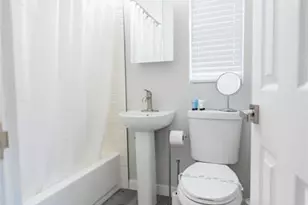 140 NE 71st St, Miami, FL 33138 - Photo 16