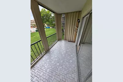 6361 N Falls Circle Dr, Unit #207, Lauderhill, FL 33319 - Photo 24