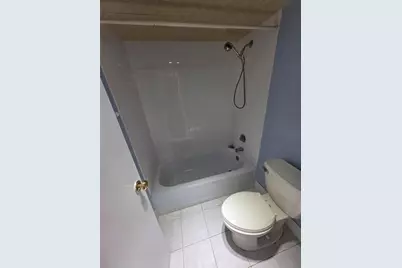 6361 N Falls Circle Dr, Unit #207, Lauderhill, FL 33319 - Photo 22