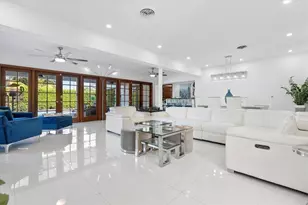 440 N Rainbow Dr, Hollywood, FL 33021 - Photo 8