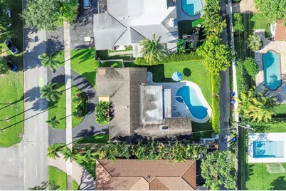 440 N Rainbow Dr, Hollywood, FL 33021 - Photo 38