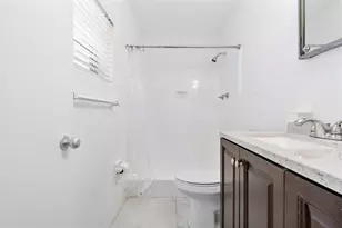 440 N Rainbow Dr, Hollywood, FL 33021 - Photo 28