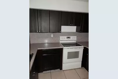 8365 SW 152nd Ave, Unit #C116, Miami, FL 33193 - Photo 2